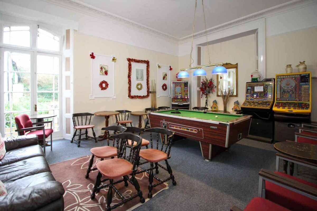 Development Opportunity - Former Hotel in Torquay, Devon Near Harbour and Amenities Photo 4
