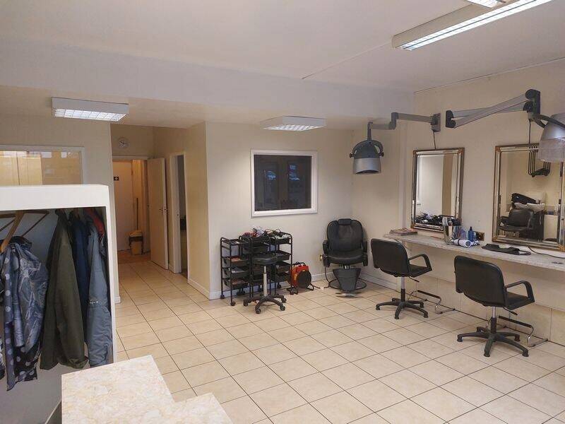 LETTING COMPLETED Local Parade Retail Unit To Let 63 Moorcroft Road, Woodthorpe, York, YO24 "RQ Photo 4