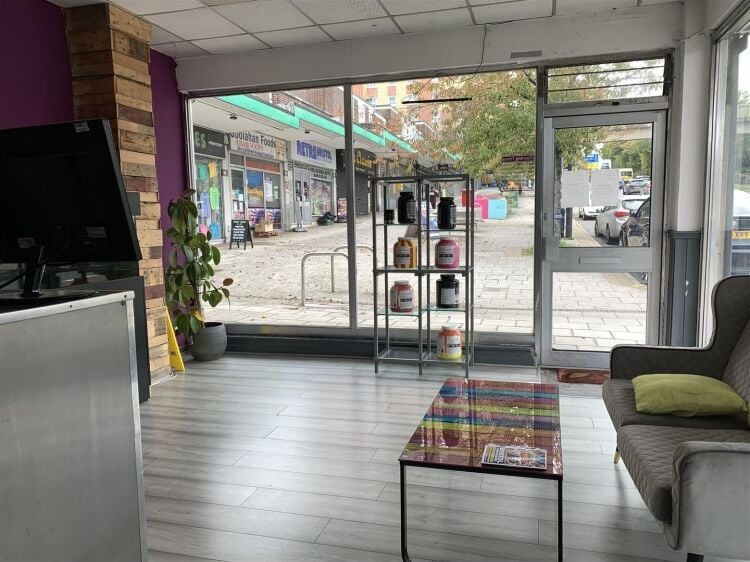 Former gym for sale in Bristol, 3,300 sq ft on Brislington Hill, ideal for various uses. Photo 4