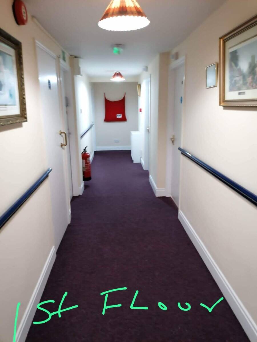 Closed Care Home for Sale or Lease in Middlesbrough North Yorkshire with 20 Bedrooms Photo 4