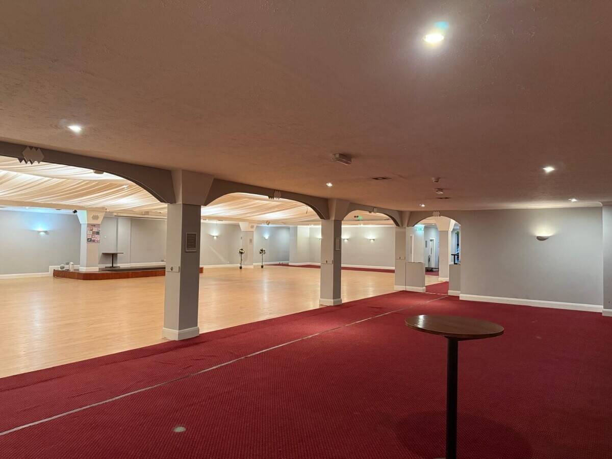 Large Function Venue In Chatham/Rochester Photo 4