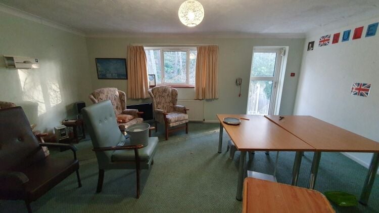 26-Bedroom Care Home in Poole Dorset on 0.6 Acres with Modern Amenities Photo 4