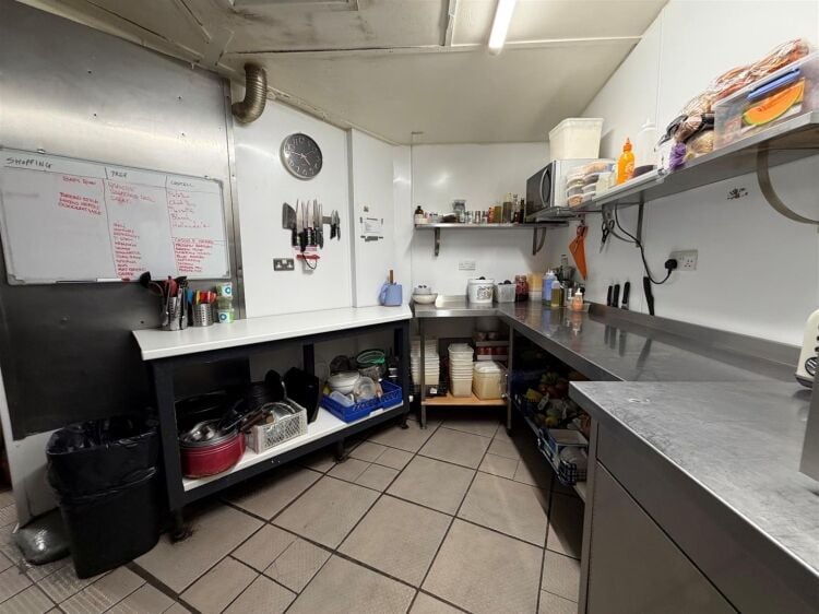 A fully fitted and licensed restaurant of approximately 900 ft², located on the high street in henleaze. the restaurant benefits from a fully equ Photo 4