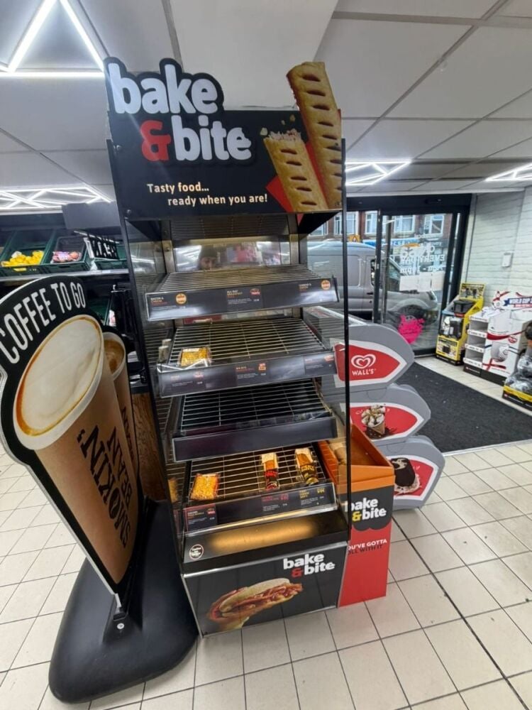 CONVENIENCE STORE/ OFF-LICENSE BUSINESS FOR SALE EAST LONDON With Ref: CS0792 Photo 4