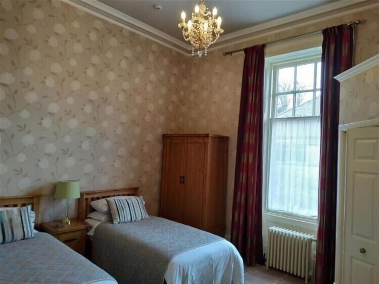 Profitable Historic Guest House in Elgin, Moray with Development Potential Photo 4