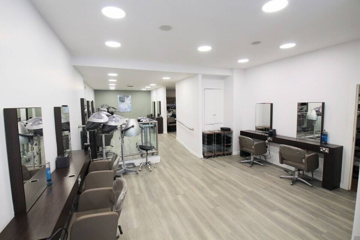 Profitable Hair Salon Business on Central High Street in Elgin for Sale Photo 4