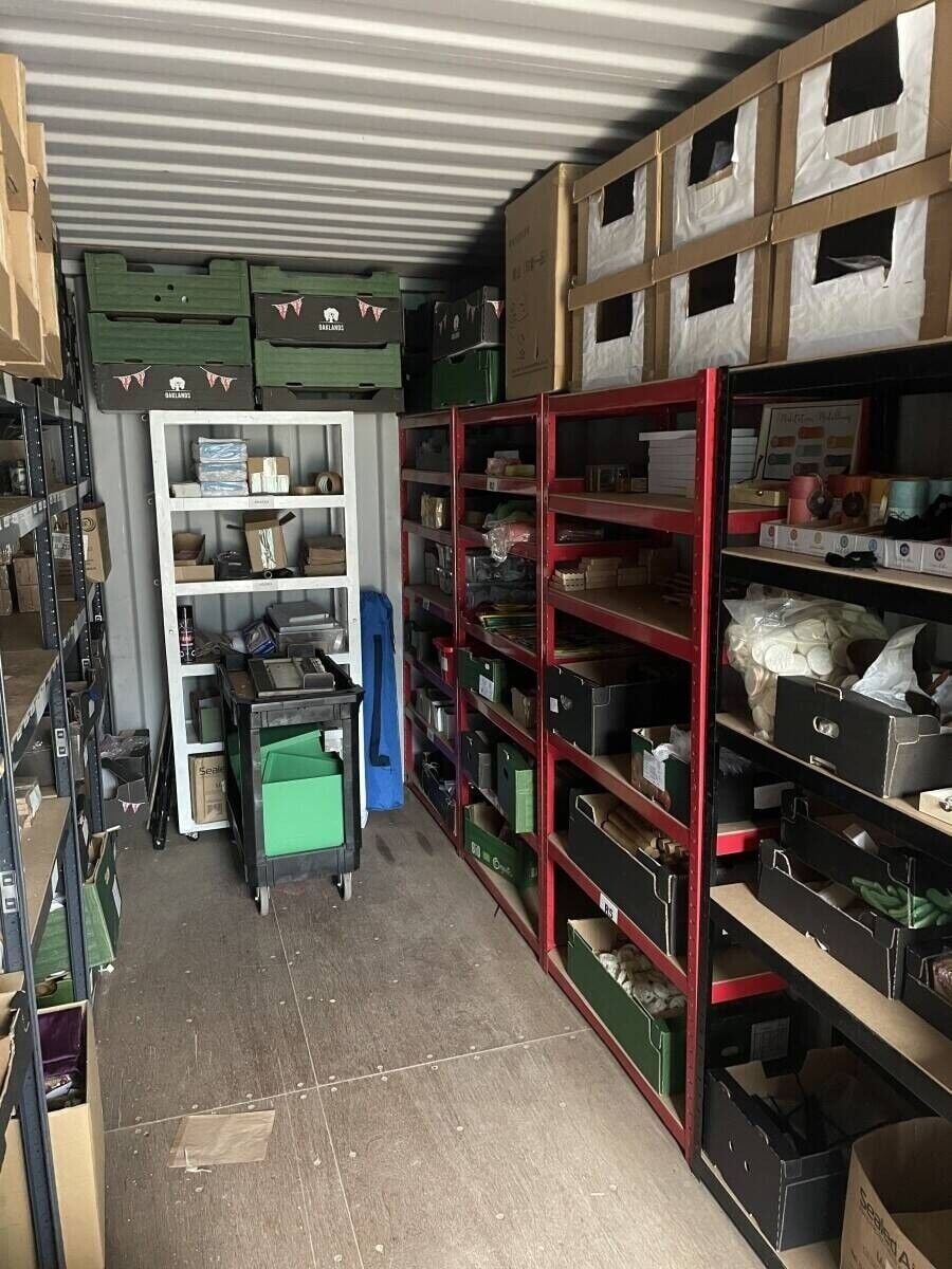 Prime ECommerce Warehouse Available for Quick Sale in Southend-on-sea, Essex Photo 4