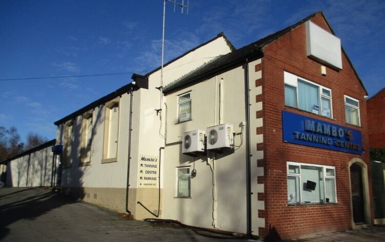 Blackburn Freehold Commercial Property on Main Road, Over 2800 Sq Ft with Workshop and Offices Photo 4