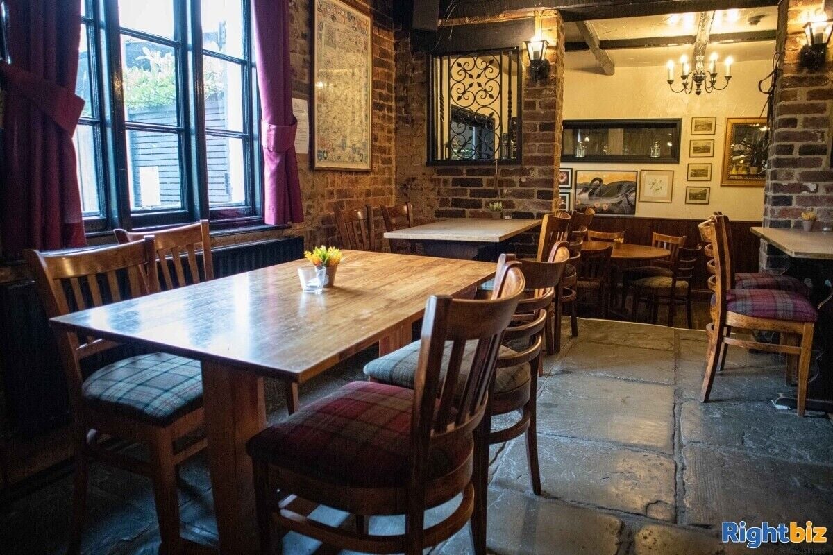 Profitable Pub Near Large Housing Project in West Sussex For Sale Photo 4