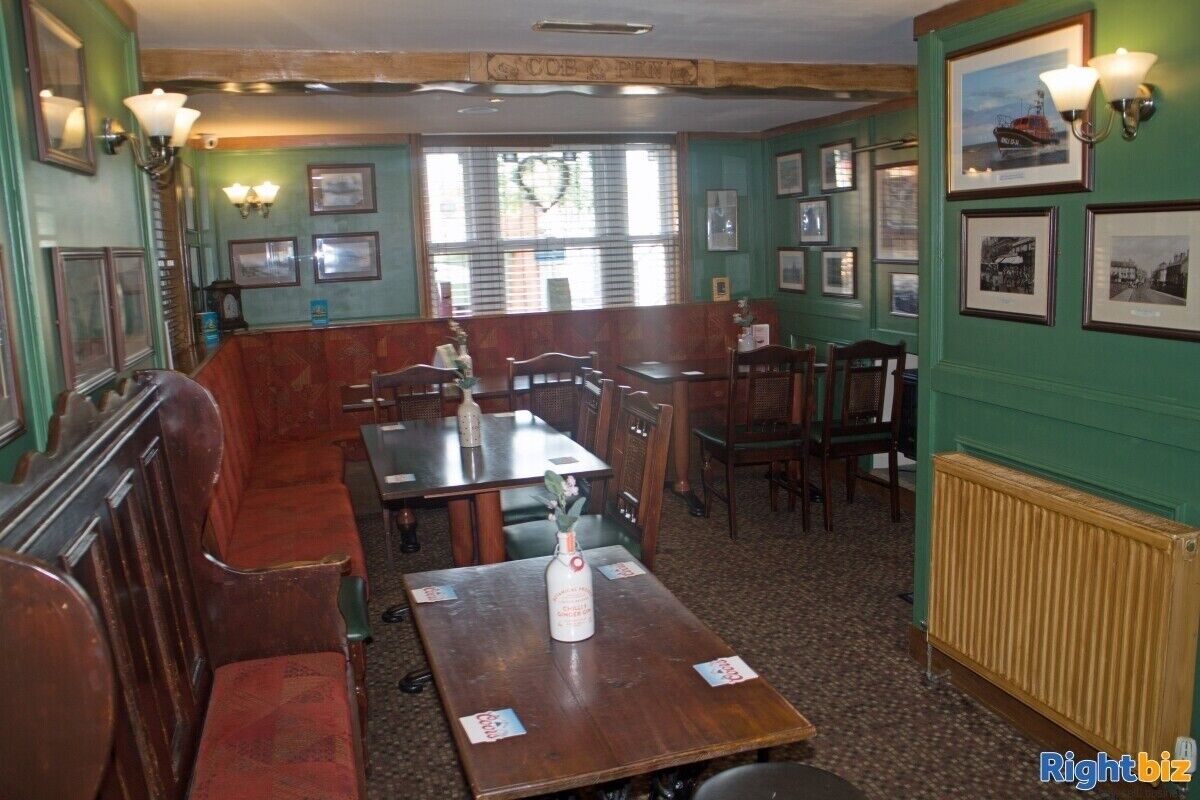 Excellent Town Centre Pub in Rhyl, Denbighshire with Apartments and Trade Gardens Photo 4
