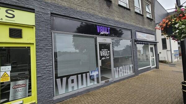 Shop Or Office Unit For Sale On...