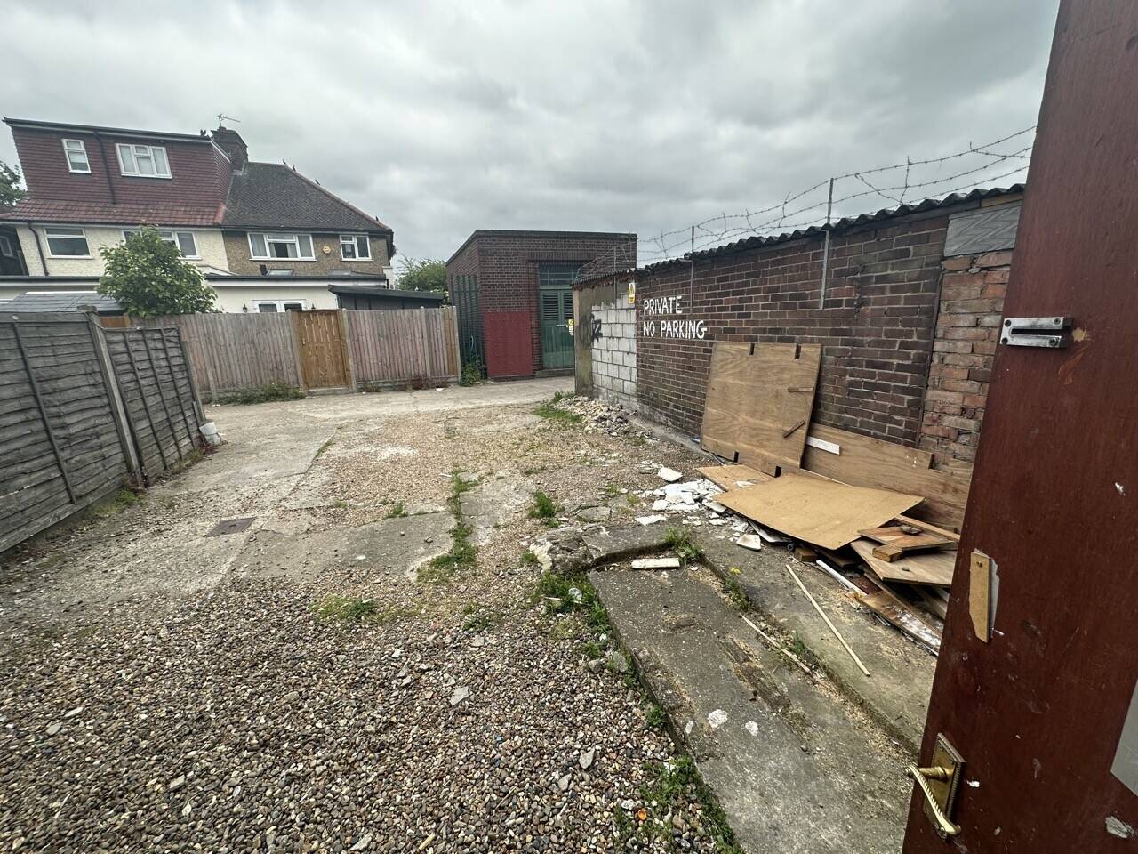 High Street Wembley Storefront Available for Rent, Ideal for Food, Barber or Laundry Services Photo 5