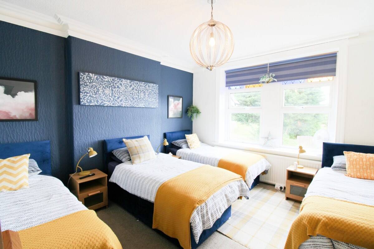 Turnkey Coastal Guest House for Sale, Prime Location in Whitehaven Cumbria Photo 5