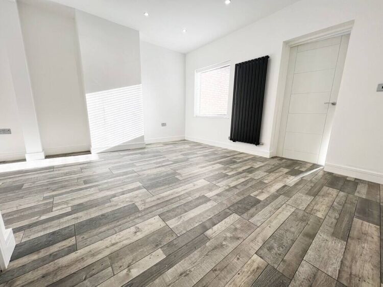 Modern 3-Bed Semi-Detached Property, Newly Renovated in Queniborough LE7 Photo 5