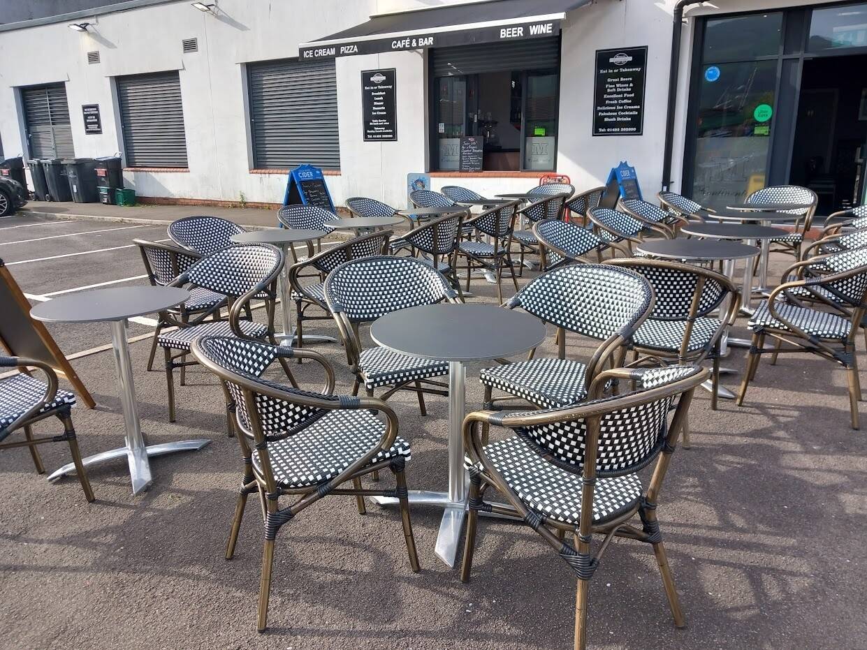 High Standard Cafe Bar in the Heart of Ebbw Vale Town Centre for Sale Photo 5