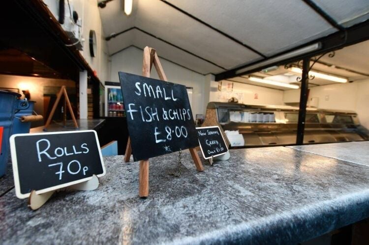 Southwold's Popular Fish & Chip Shop on High Street for Sale Photo 5