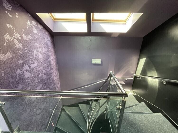 Former Commercial Tavistock Property, Approved for 3-Bedroom House Conversion, Up for Auction Photo 5