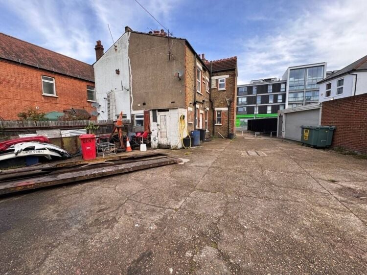 Prime Mixed Use Property in South Essex with Flats, Industrial Unit and Yard Photo 4