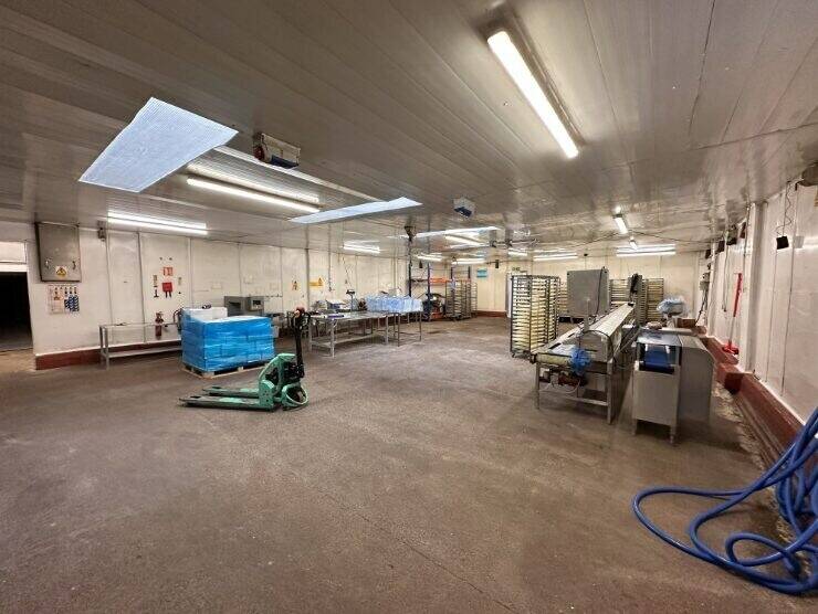 Prime Food Manufacturing Facility Available in Grimsby, Perfect for Expansion Photo 5
