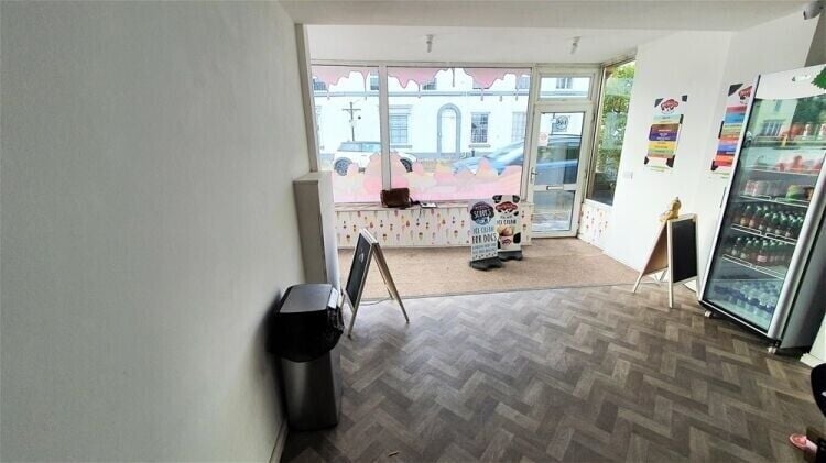 Bid on Promising Mixed-Use Investment Property, Centrally Located in Newton Abbot, Near Railway Sta Photo 5