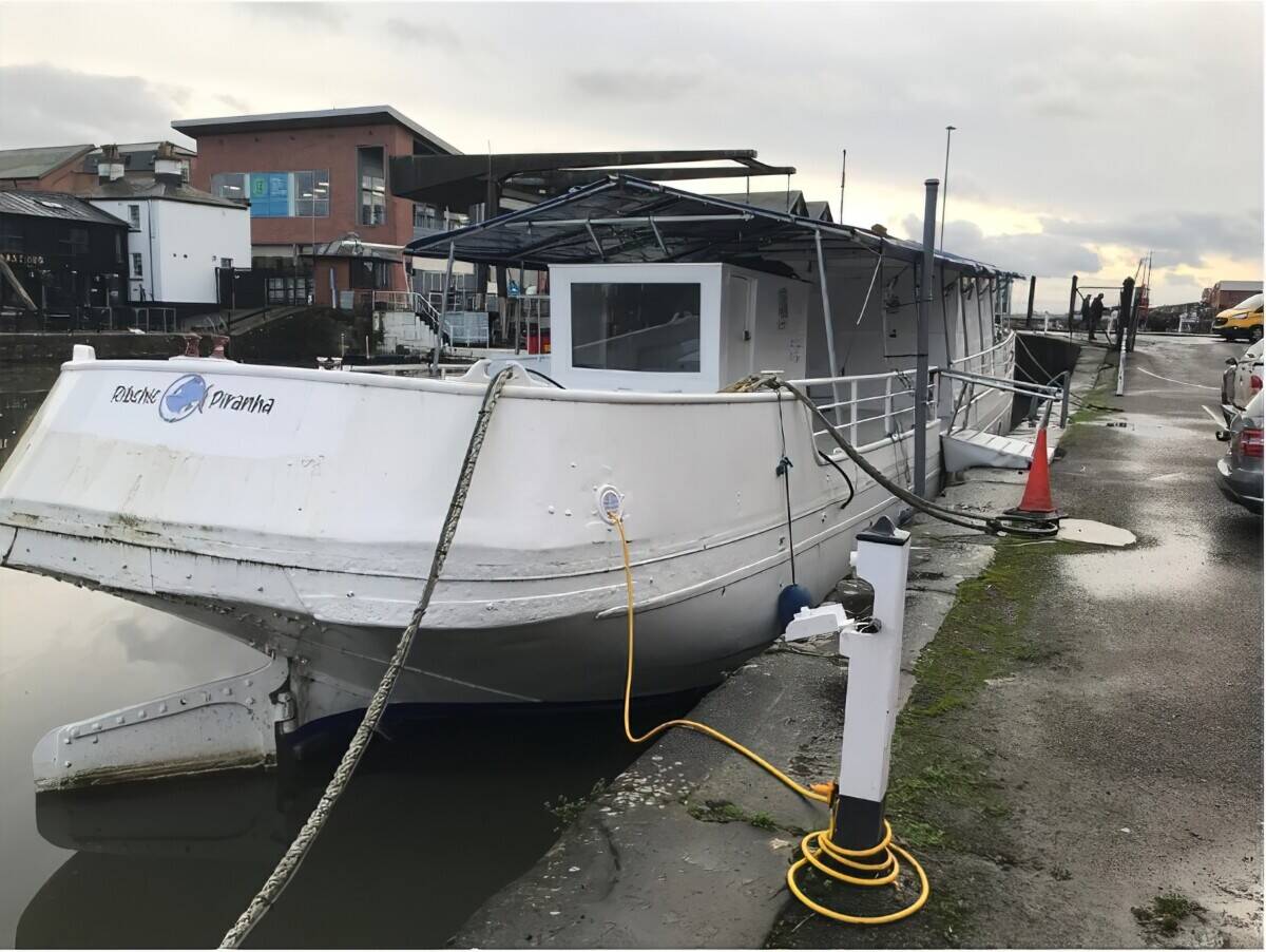Freehold Cafe Bistro Boat Ready to Trade in Gloucester Quays Photo 5