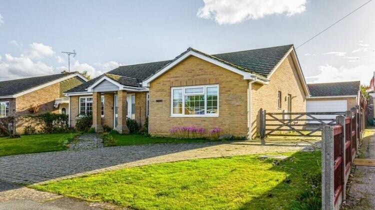 Prime Development Land in Colchester, Essex - Ideal for Over 55s Housing and Care Home Photo 5