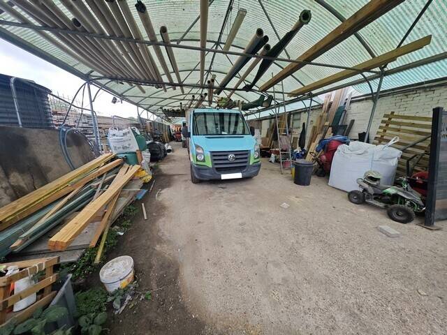 Secure Yards Available for Lease in Rayleigh, Essex. Ideal for Business Use Photo 5