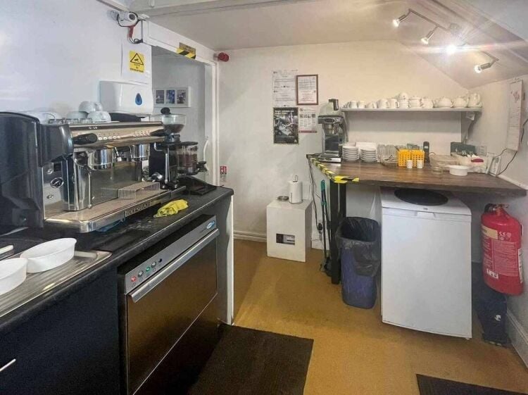 Profitable Café/Tearoom Business with Prime Location in St Marychurch, Torquay, Devon Photo 1