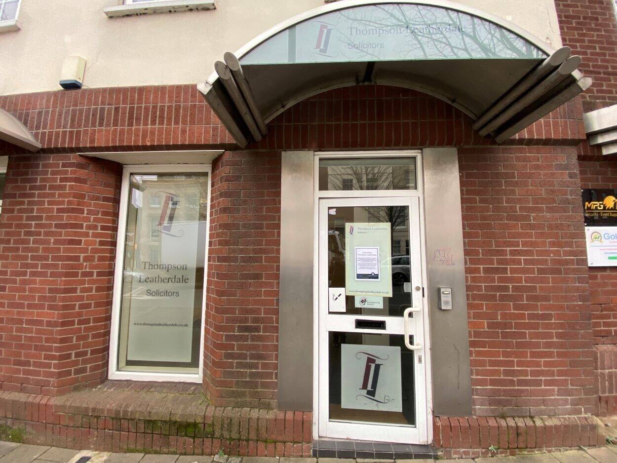 Spacious E-Class Commercial Office Available for Immediate Rent in London Street, Reading Photo 5