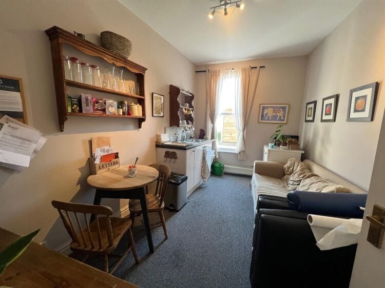 Prime Commercial Property in Bristol Fully Let to Established Pre-School and Therapy Rooms Photo 5