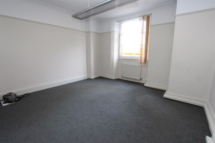Prime Office Space Available on Prestigious Whiteladies Road, Bristol Photo 5