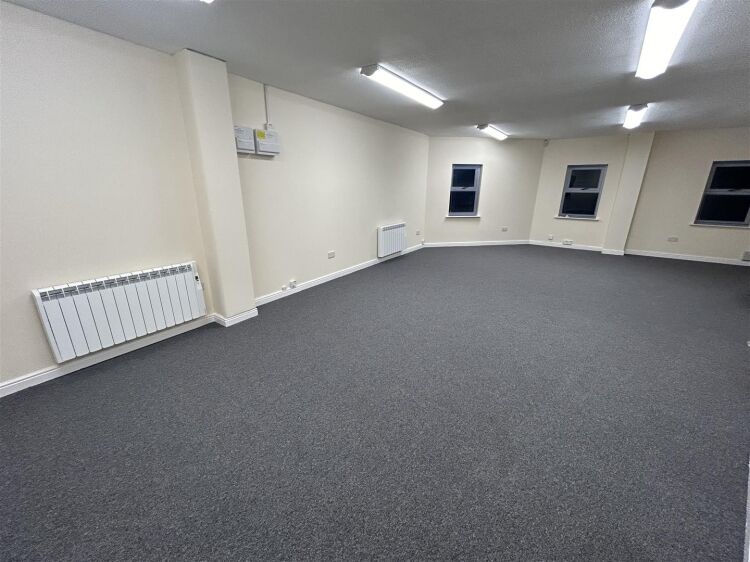 Secure, Centrally Located Office Space for Rent with Parking in Bristol Photo 5
