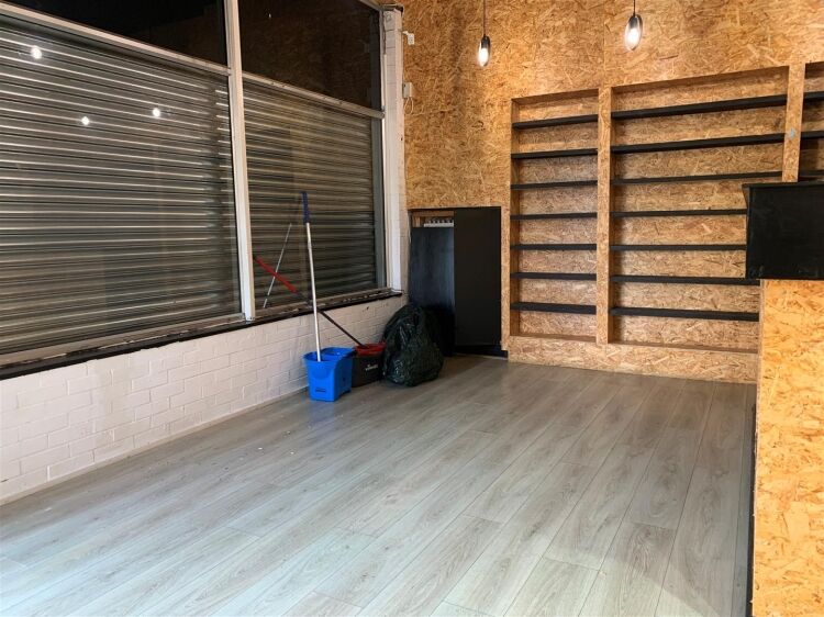 Prime Ground Floor Retail Unit Available for Rent on Busy Fishponds Road, Bristol Photo 5