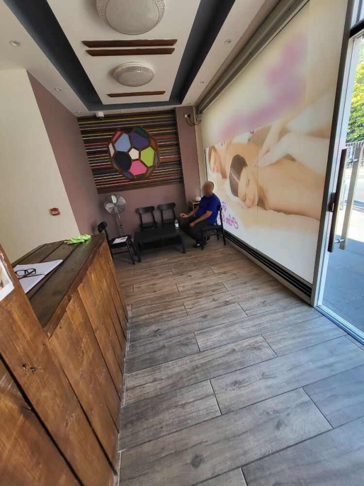 Spa Business for Sale in Wembley, London with High Foot Traffic and Modern Amenities Photo 5