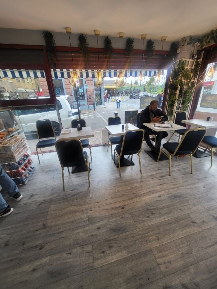 COFFEE SHOP, FAST FOOD & DRY CLEANERS BUSINESS FOR SALE IN EAST LONDON WITH REF CS0665 Photo 5