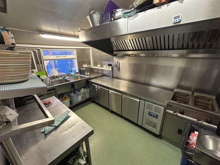 Fully Fitted Restaurant for Sale on North Street in Bristol with Commercial Kitchen and Terrace Photo 5
