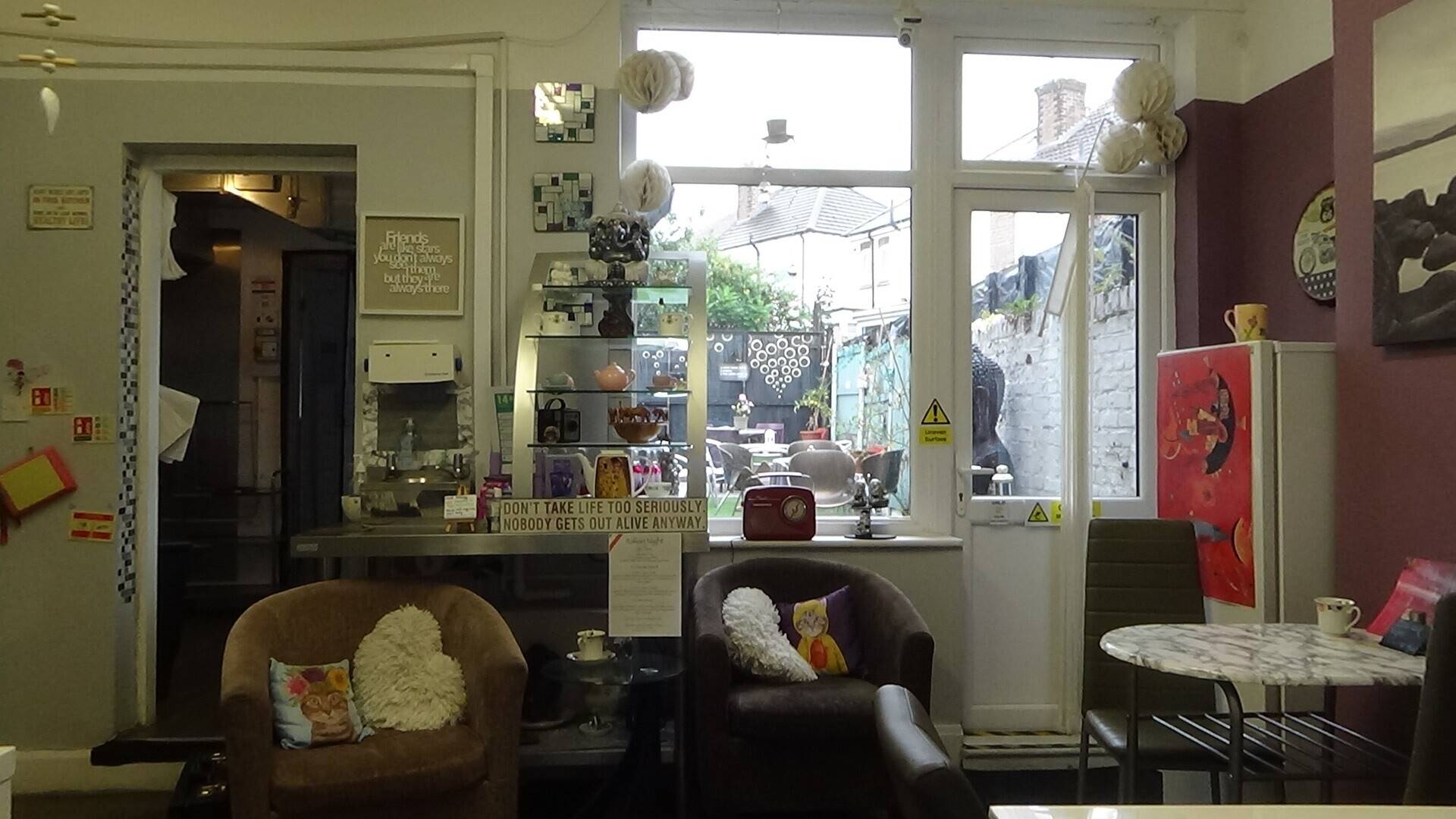 Ground Floor Retail Unit for Cafe or Takeaway in Bebington Merseyside Photo 5