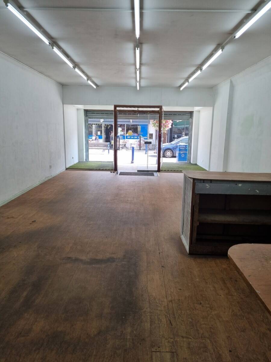 Vacant Shop For Sale in Sheerness High Street, Sheerness Kent Photo 5