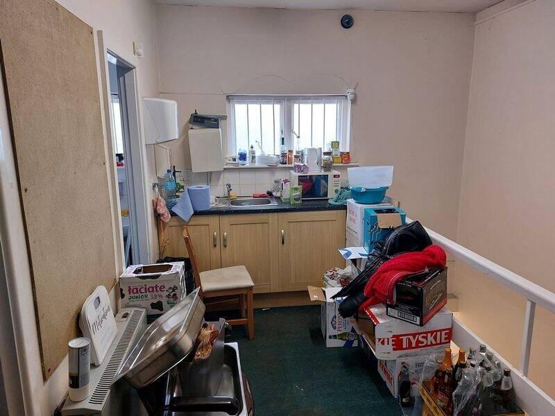Retail Investment Property for Sale in Acomb, York with Annual Income of £21,500 Photo 5