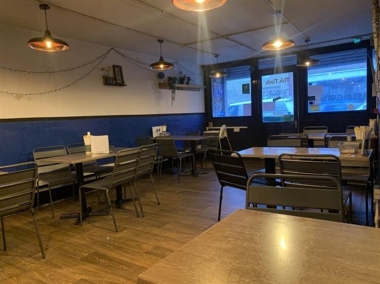 Ground floor restaurant café for sale in Bristol with basement storage and city centre access Photo 5