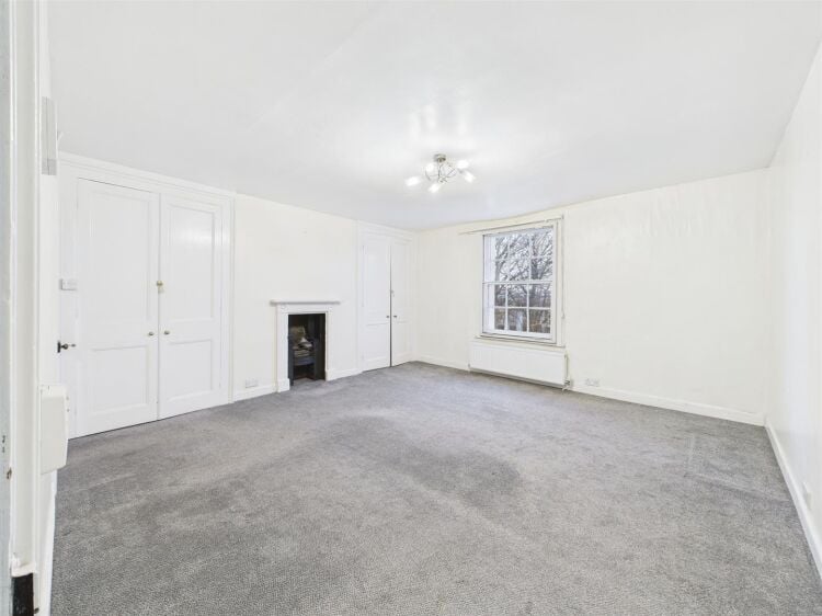 Grade II Listed Georgian Building for Sale in Hotwells, Bristol with Redevelopment Potential Photo 5
