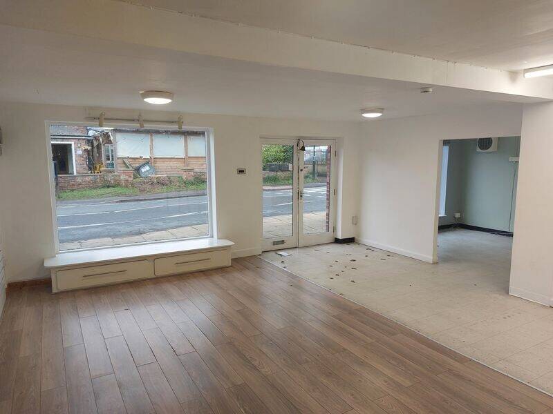 Wyre Court, Haxby, York. Retail Unit TO LET byway of sub lease from the Post Office Photo 5