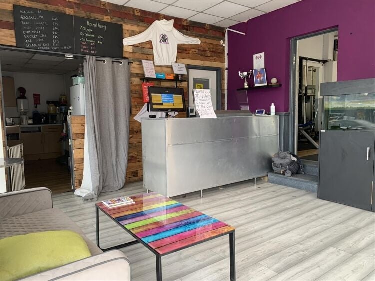 Former gym for sale in Bristol, 3,300 sq ft on Brislington Hill, ideal for various uses. Photo 5