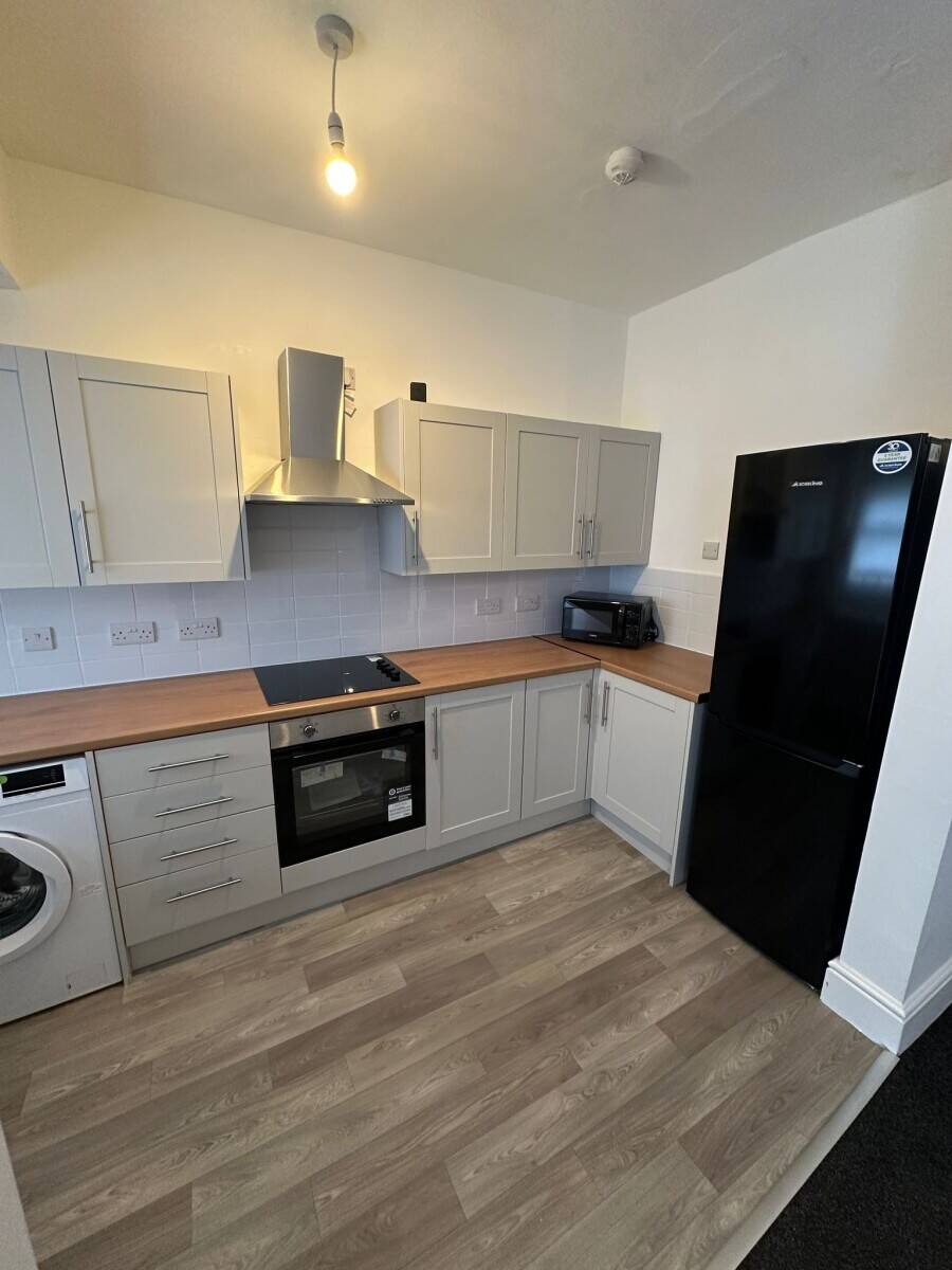 4-Bed HMO Property for Sale in Bishop Auckland County Durham with Long-Term Council Lease Photo 5