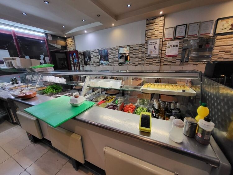 Very Long Running Fried Chicken and Kebab shop Business for Sale in Crouch End/ North London: with REF: CS0781 Photo 5