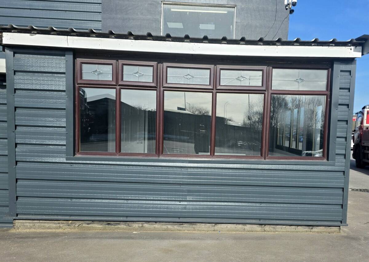 To Let Photo 5