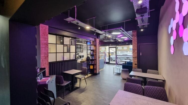 Well-Established Coffee Shop for Sale in East London  Prime Location with Excellent Growth Potential Photo 5