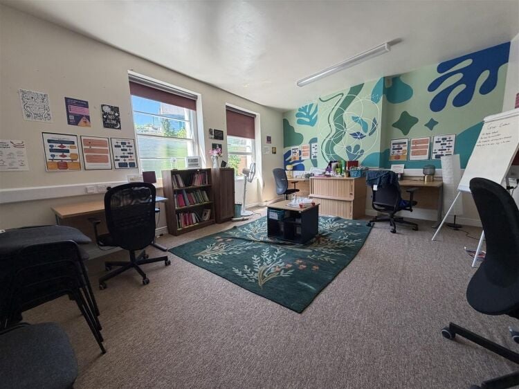 Commercial property in Bristol with café, office space, and pottery studio featuring parking Photo 5