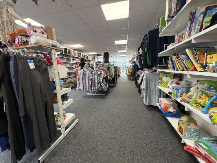 Commercial investment property in Bristol with two tenants generating annual rental income. Photo 5