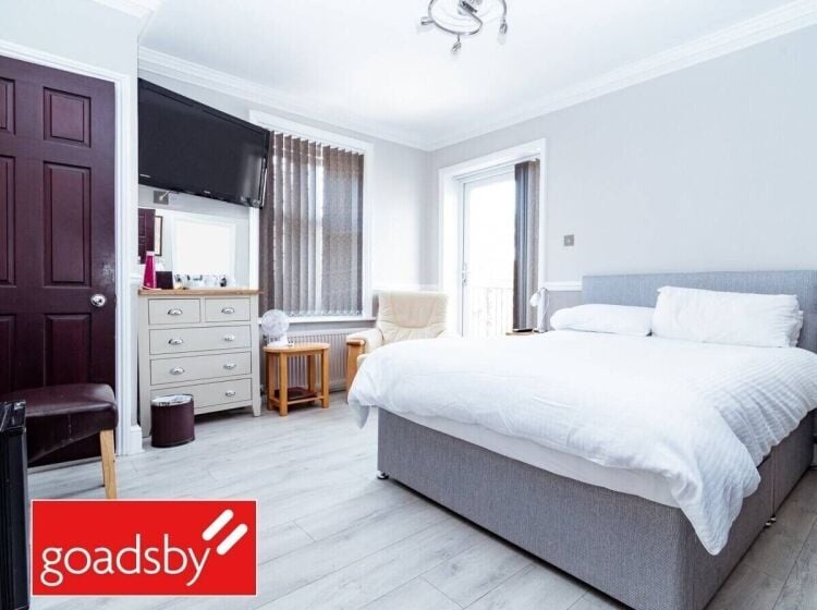 Refurbished HMO Duo in Poole Dorset Boasting High Occupancy and Development Potential Photo 5